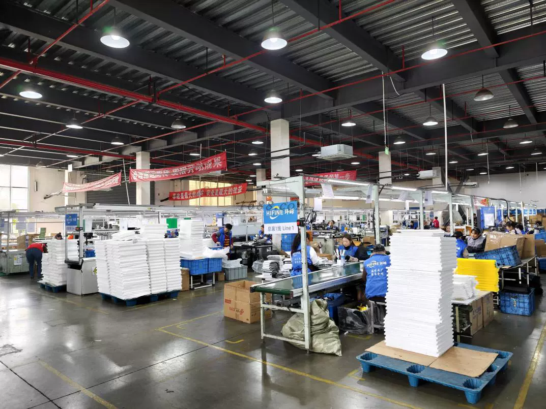 Employees are working during the year-end sprint
